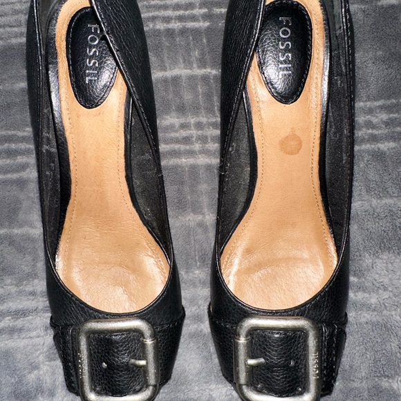 Size 9, black fossil heals - Picture 1 of 4